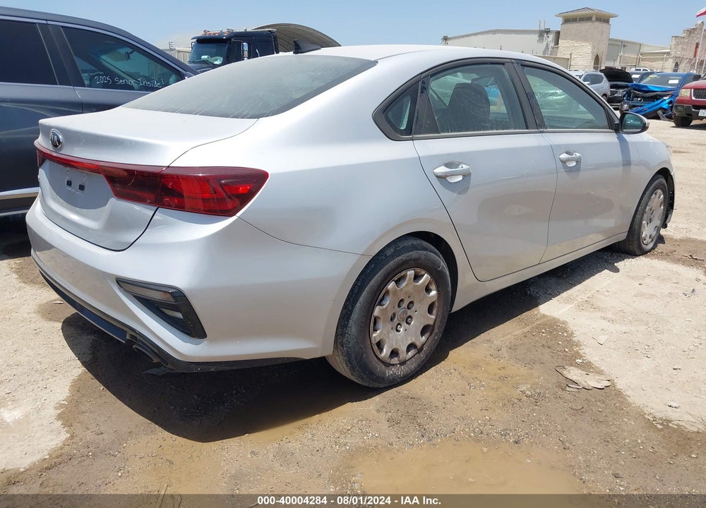 2021 KIA FORTE LXS VIN: 3KPF24AD7ME348887