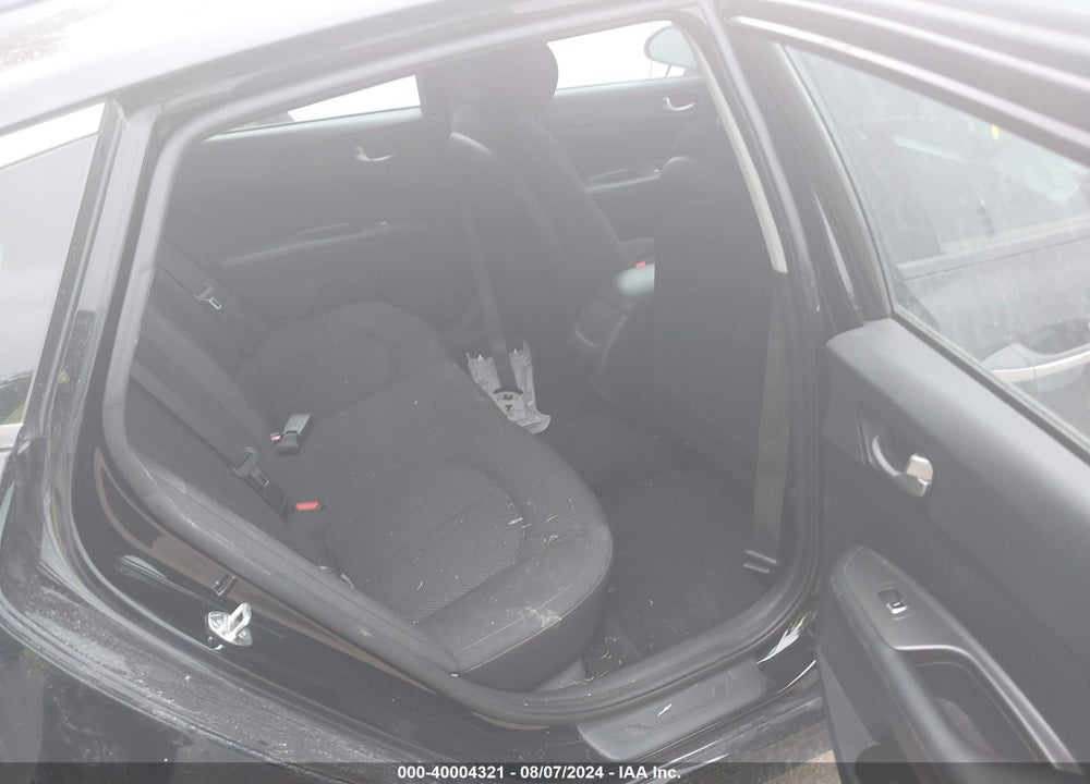 2019 KIA OPTIMA LX VIN: 5XXGT4L31KG354520