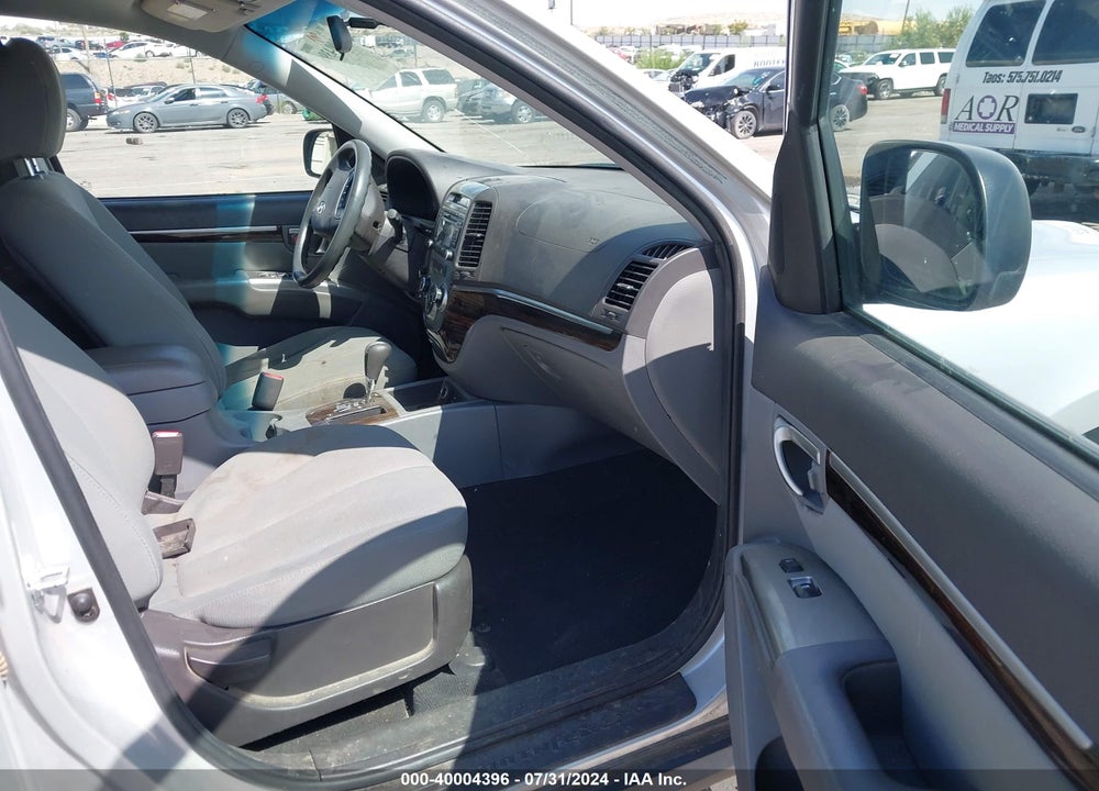 2011 HYUNDAI SANTA FE GLS VIN: 5XYZGDAB3BG086010