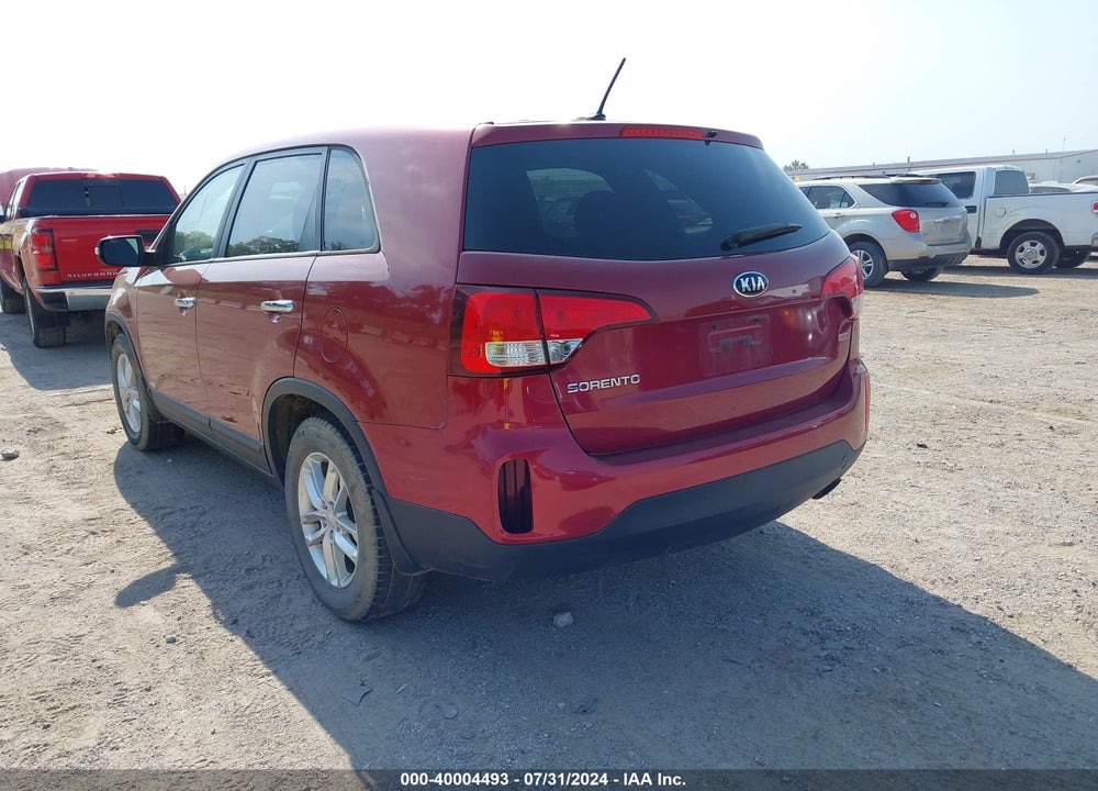 2014 KIA SORENTO VIN: 5XYKTCA65EG429348