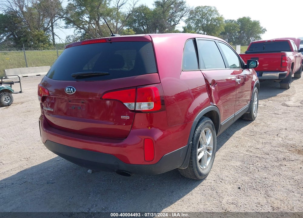 2014 KIA SORENTO VIN: 5XYKTCA65EG429348