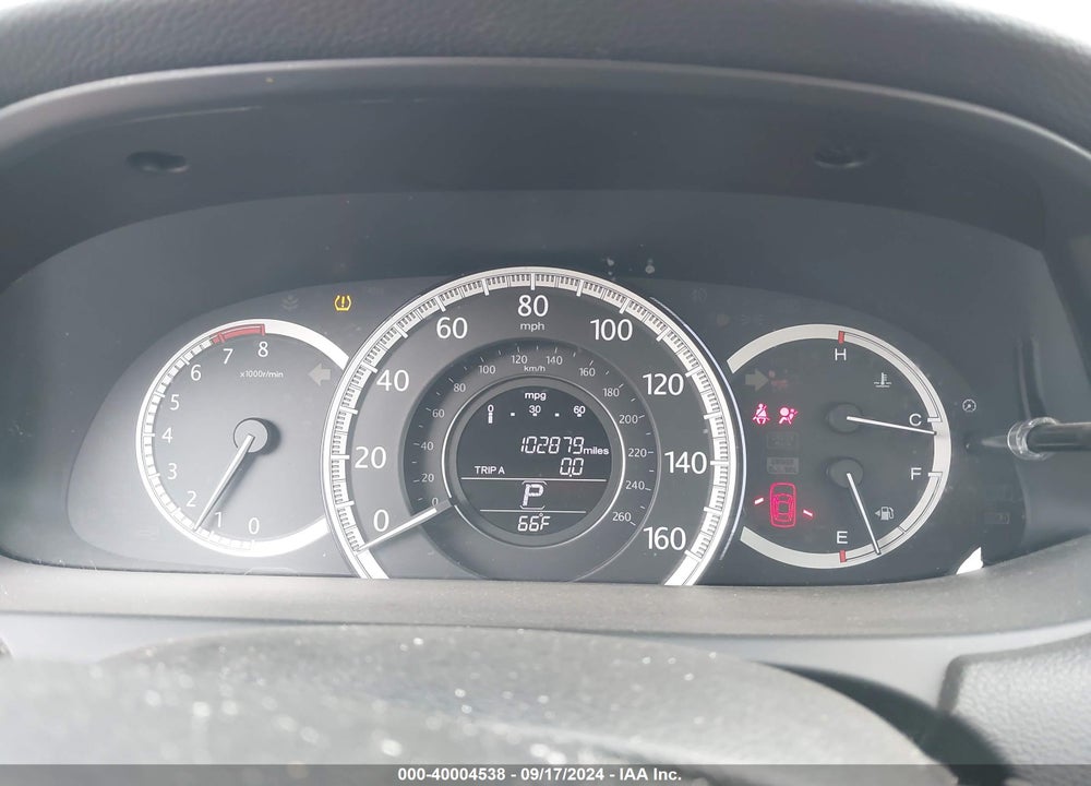 2014 HONDA ACCORD VIN: 1HGCR2F37EA173128