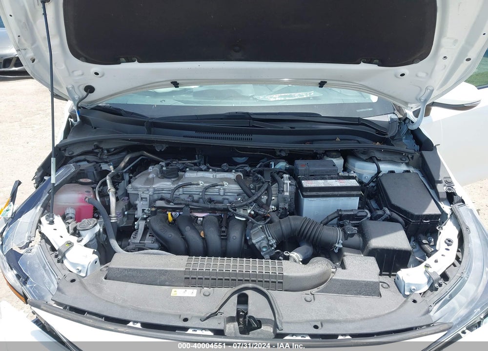2022 TOYOTA COROLLA XLE VIN: 5YFFPMAE7NP373590