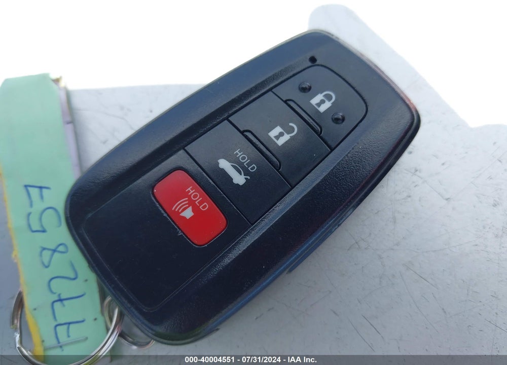 2022 TOYOTA COROLLA XLE VIN: 5YFFPMAE7NP373590
