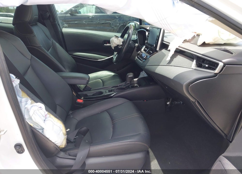 2022 TOYOTA COROLLA XLE VIN: 5YFFPMAE7NP373590