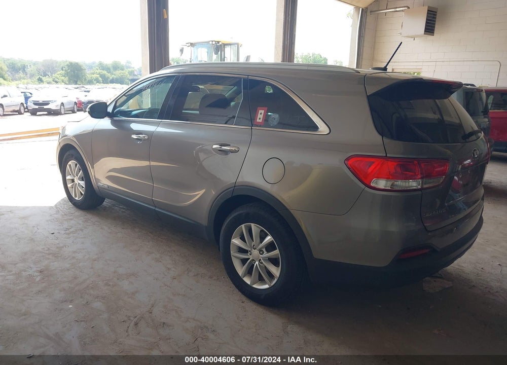 2017 KIA SORENTO 3.3L LX VIN: 5XYPGDA55HG221014