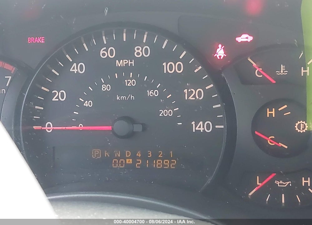 2005 NISSAN TITAN SE VIN: 1N6BA07A15N525726
