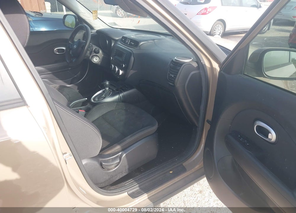 2014 KIA SOUL VIN: KNDJN2A29E7106544