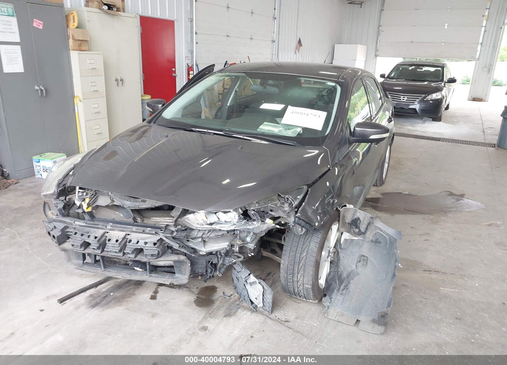 2015 FORD FOCUS SE VIN: 1FADP3F24FL240737