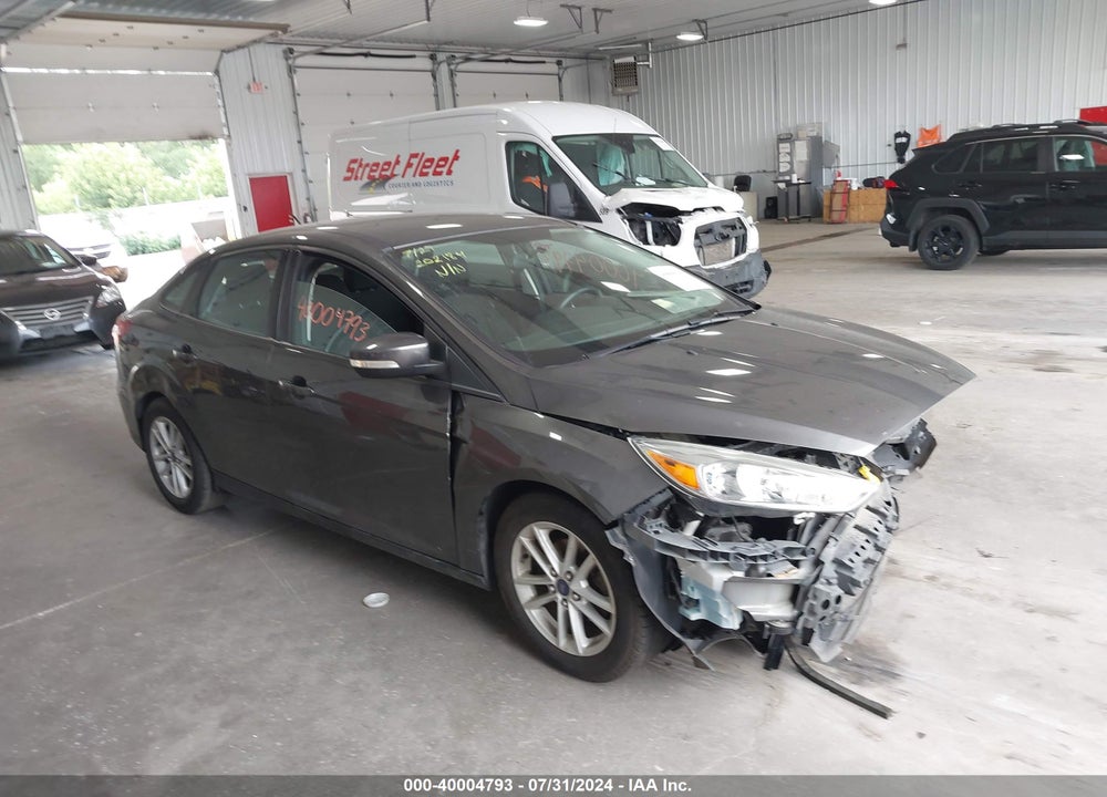 2015 FORD FOCUS SE VIN: 1FADP3F24FL240737