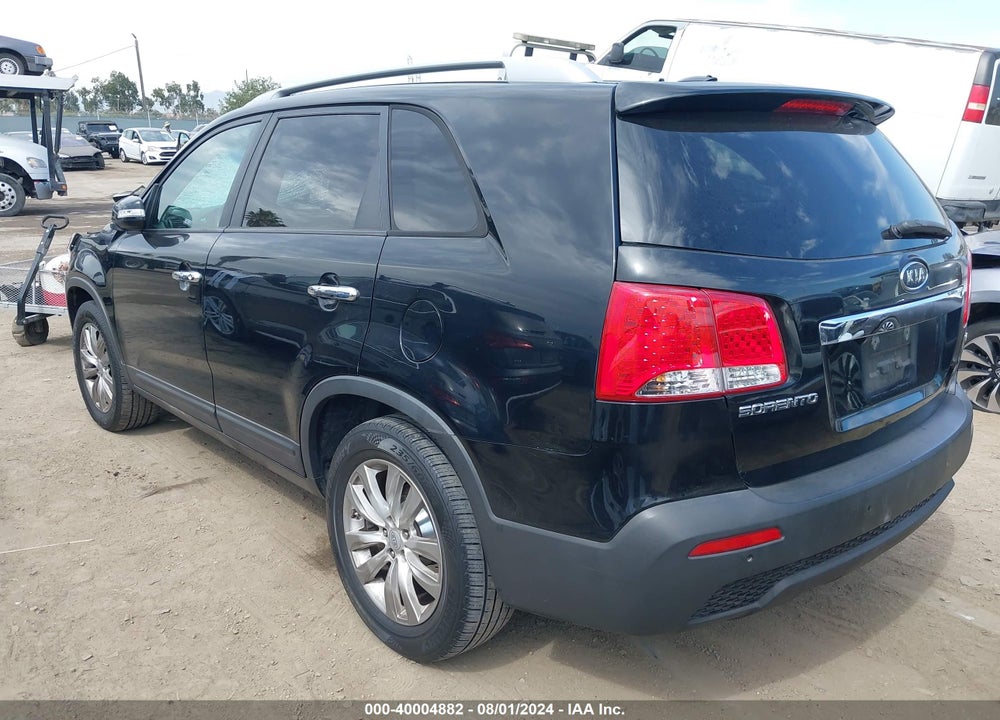 2011 KIA SORENTO EX VIN: 5XYKU4A19BG097708