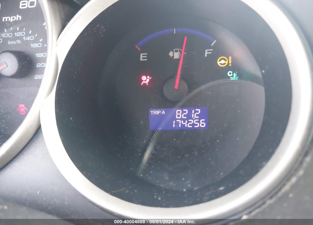 2008 HONDA FIT VIN: JHMGD38638S057322
