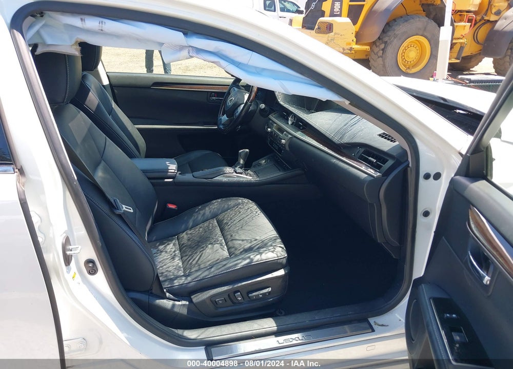 2016 LEXUS ES 350 VIN: JTHBK1GG6G2240131