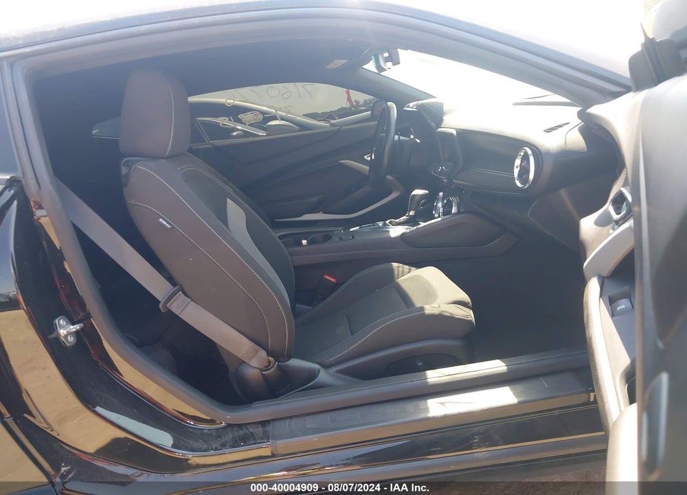 2021 CHEVROLET CAMARO RWD LT1 VIN: 1G1FF1R78M0123705