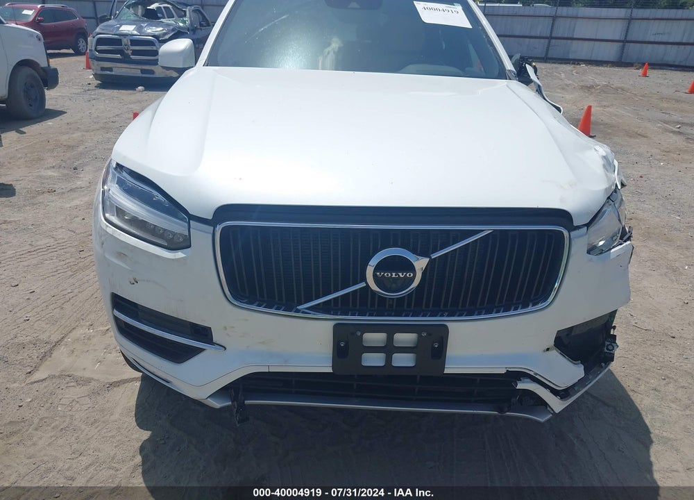 2018 VOLVO XC90 T5 MOMENTUM VIN: YV4102PK4J1361425