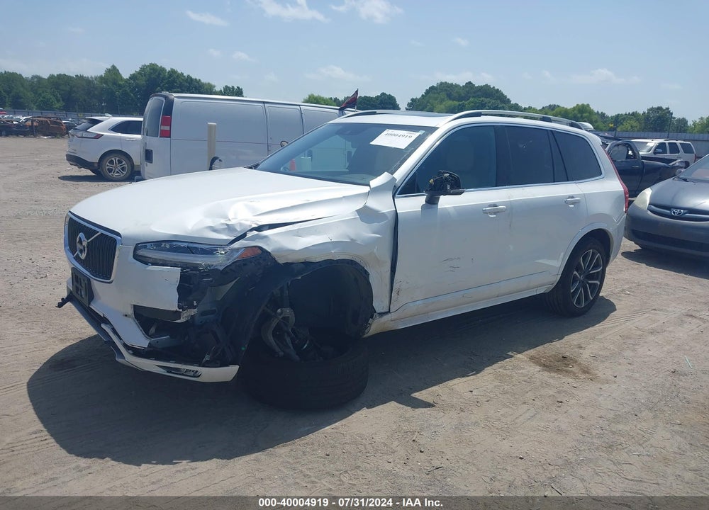 2018 VOLVO XC90 T5 MOMENTUM VIN: YV4102PK4J1361425