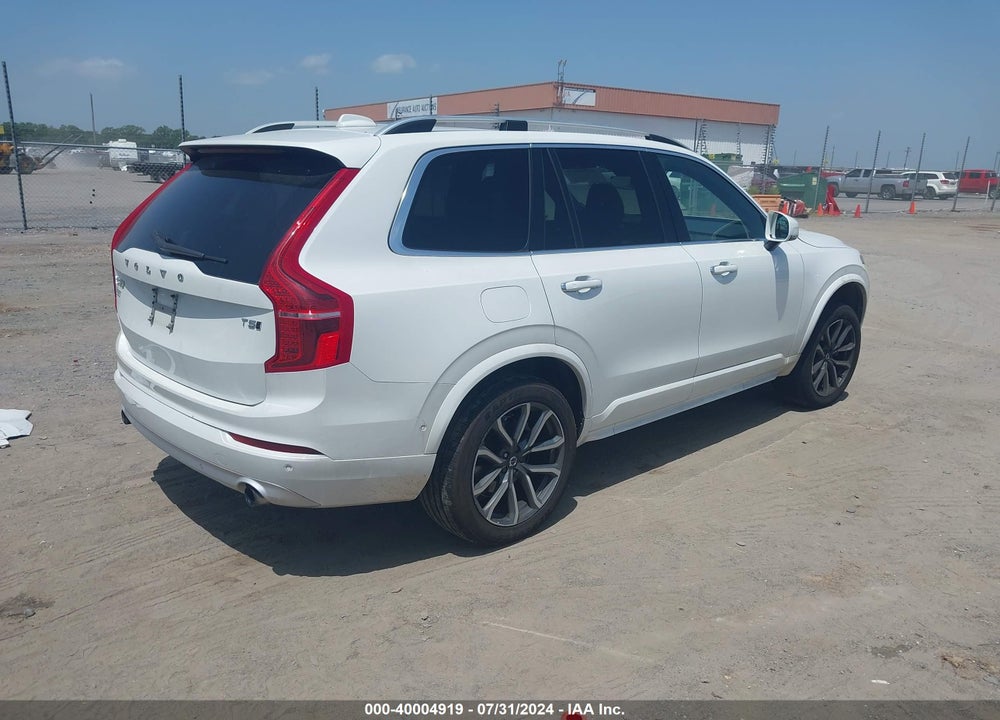 2018 VOLVO XC90 T5 MOMENTUM VIN: YV4102PK4J1361425