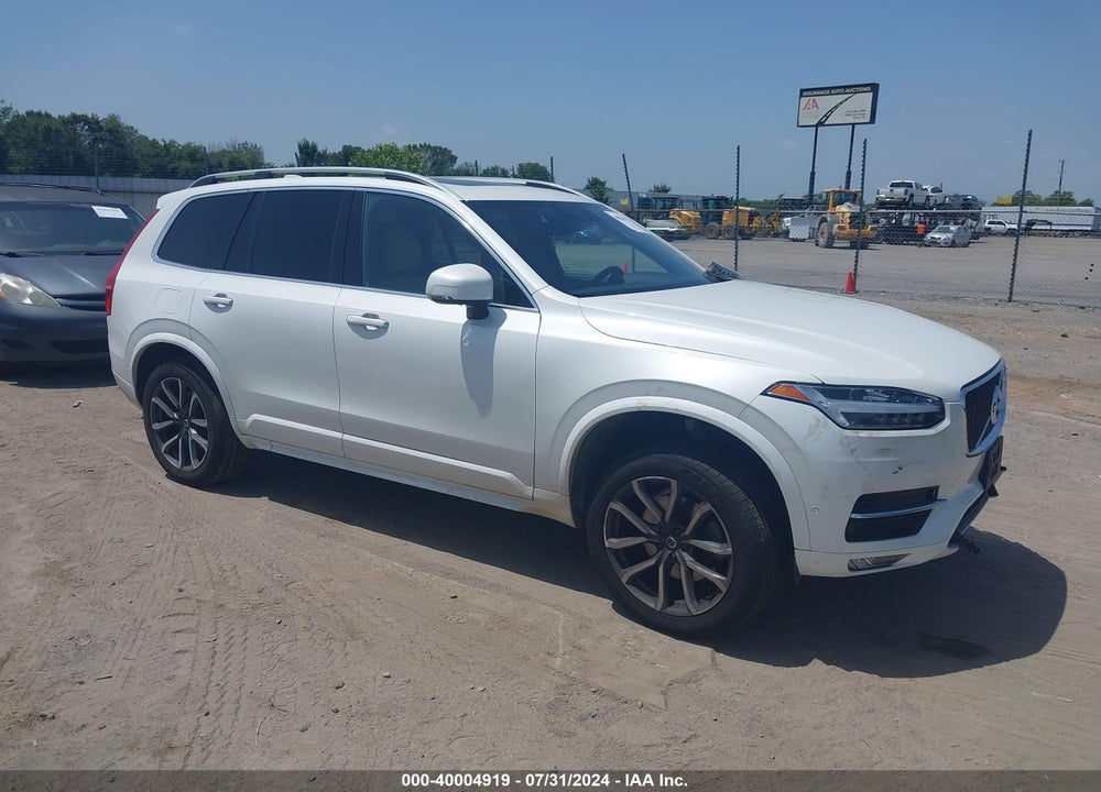 2018 VOLVO XC90 T5 MOMENTUM VIN: YV4102PK4J1361425