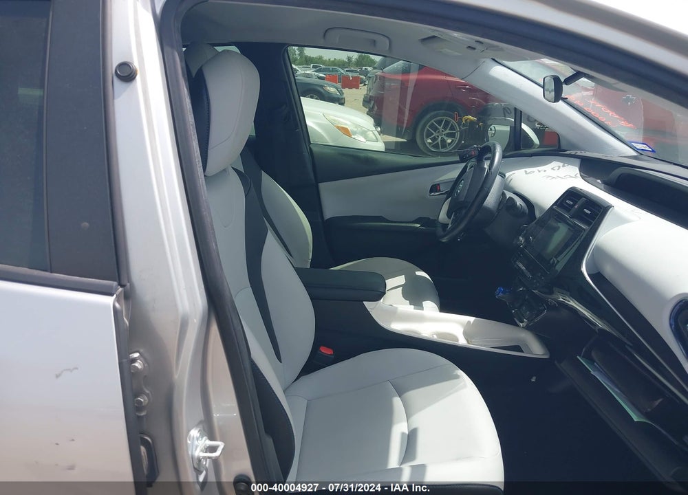 2016 TOYOTA PRIUS THREE TOURING VIN: JTDKARFU2G3526773