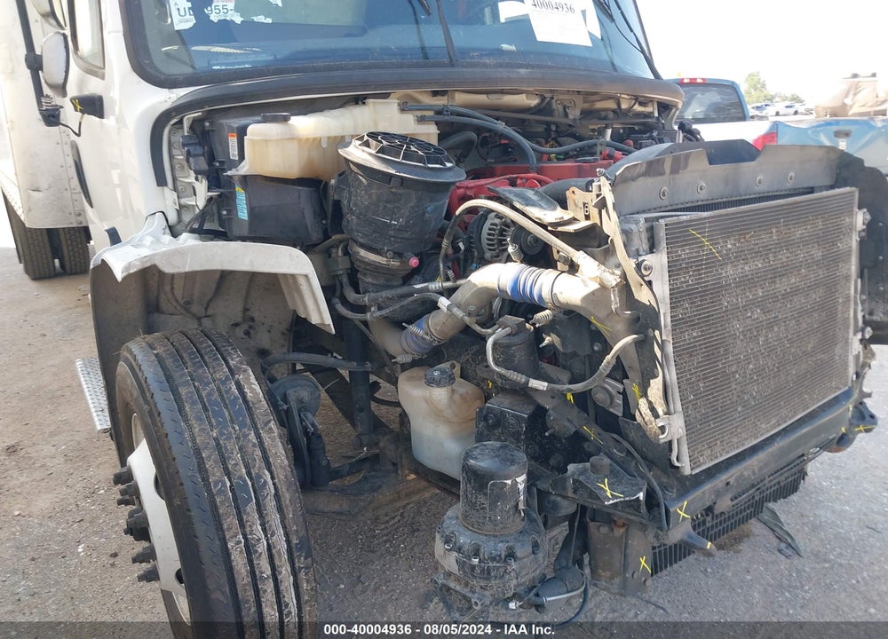 2017 FREIGHTLINER M2 106 VIN: 1FVACWDT8HHHW8316