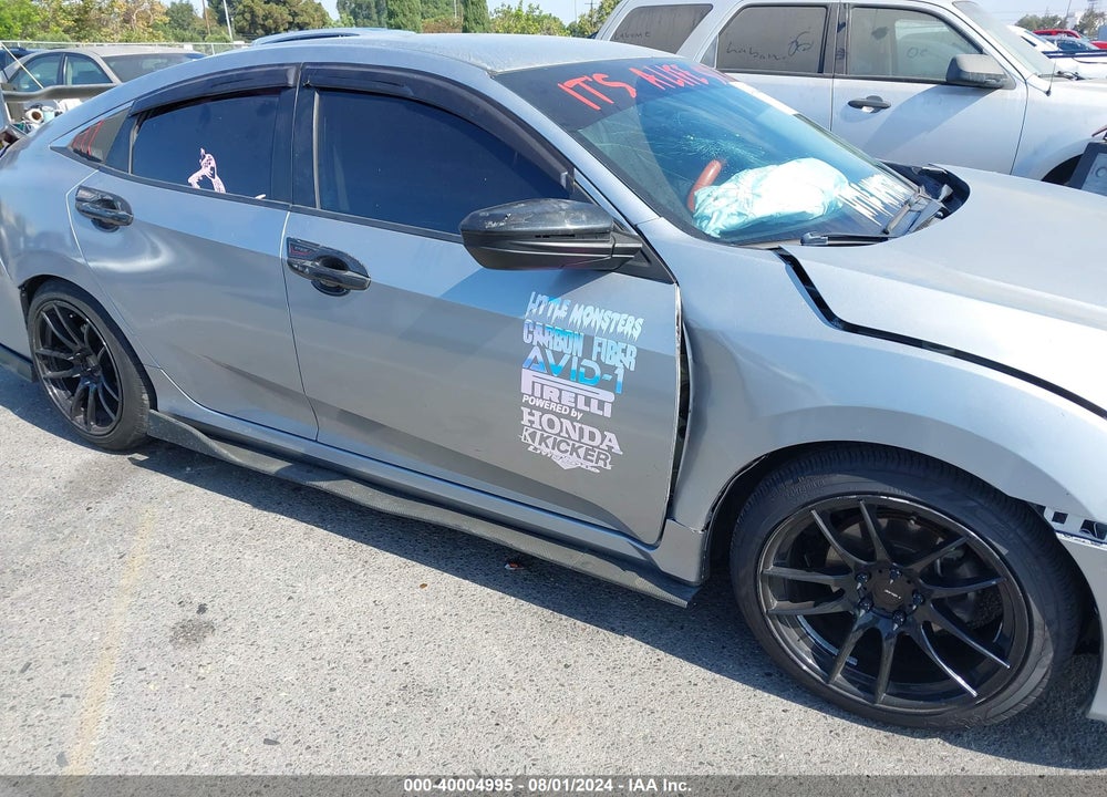 2018 HONDA CIVIC LX VIN: 2HGFC2F58JH546611