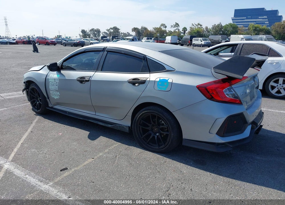 2018 HONDA CIVIC LX VIN: 2HGFC2F58JH546611