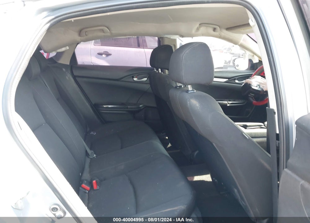 2018 HONDA CIVIC LX VIN: 2HGFC2F58JH546611