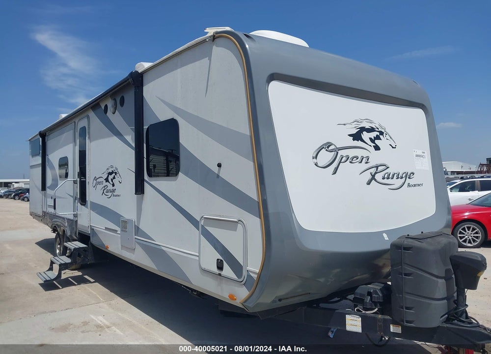 2017 HIGHLAND RIDGE ROAMER SERIES M-310B VIN: 58TTL3721H5028929