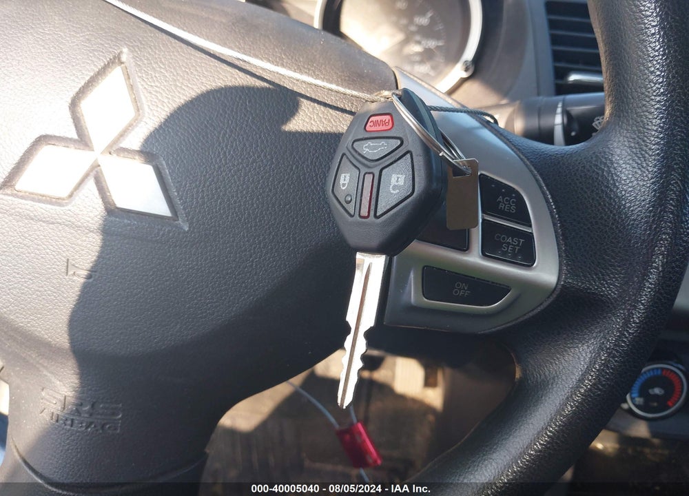 2011 MITSUBISHI LANCER ES VIN: JA32U2FUXBU001766