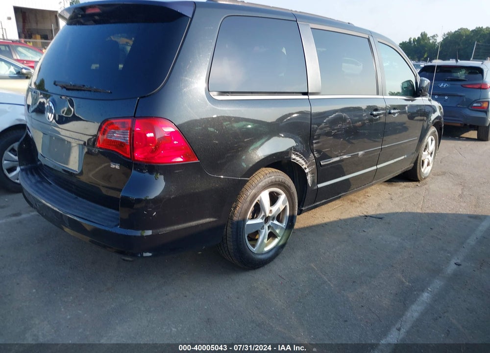 2011 VOLKSWAGEN ROUTAN SE VIN: 2V4RW3DG0BR670287