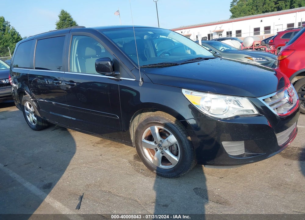2011 VOLKSWAGEN ROUTAN SE VIN: 2V4RW3DG0BR670287