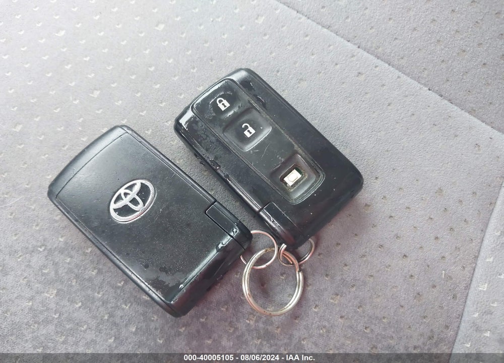 2005 TOYOTA PRIUS VIN: JTDKB20U853109149