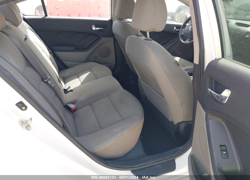 2015 KIA FORTE LX VIN: KNAFX4A60F5306852