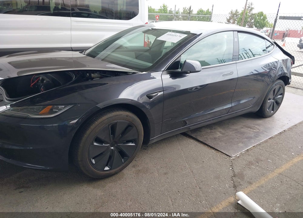 2024 TESLA MODEL 3 LONG RANGE DUAL MOTOR ALL-WHEEL DRIVE VIN: 5YJ3E1EB9RF792100