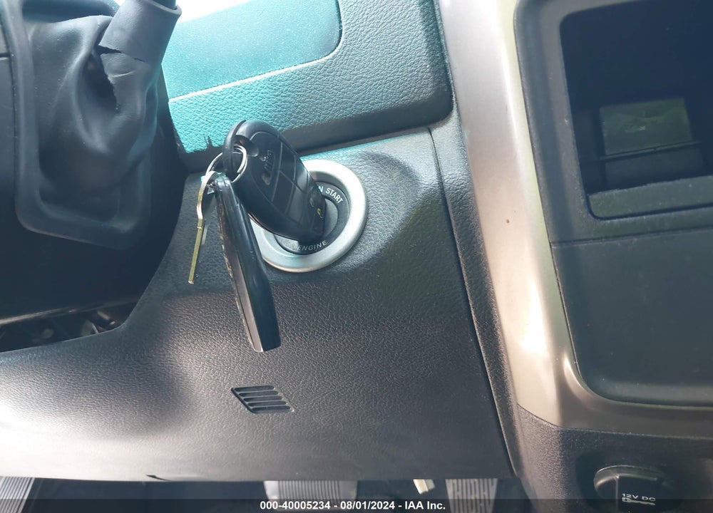 2013 RAM 1500 BIG HORN VIN: 1C6RR6GT4DS693480