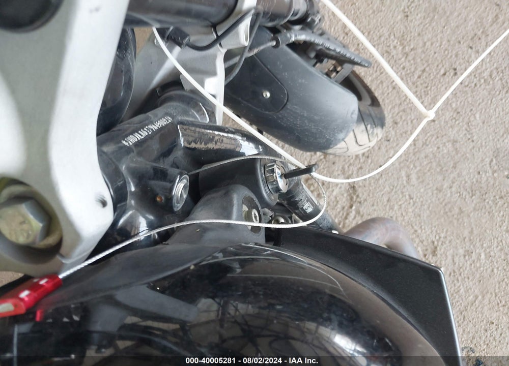 2009 HARLEY-DAVIDSON XR1200 VIN: 1HD1LA6179K450021