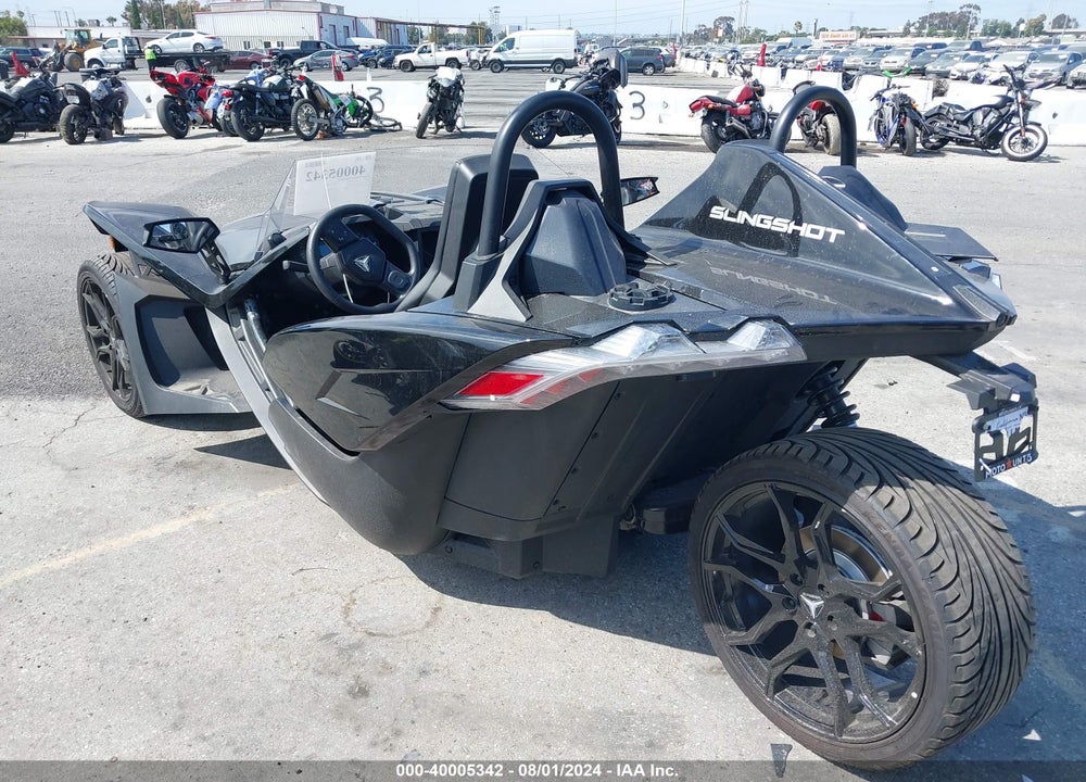 2023 POLARIS SLINGSHOT S WITH TECHNOLOGY PACKAGE VIN: 57XAATHDXP8158410