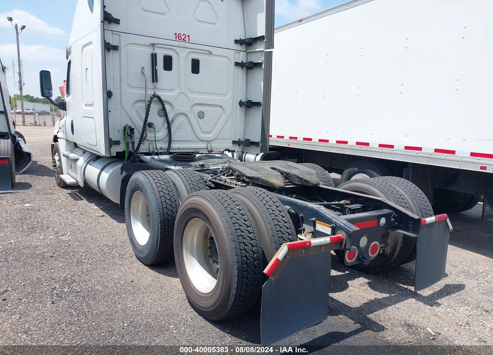 2016 FREIGHTLINER CASCADIA 125 VIN: 3AKJGLBG7GSGY6610