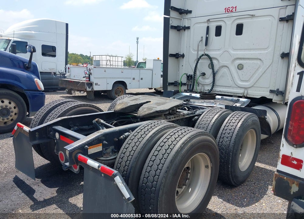 2016 FREIGHTLINER CASCADIA 125 VIN: 3AKJGLBG7GSGY6610