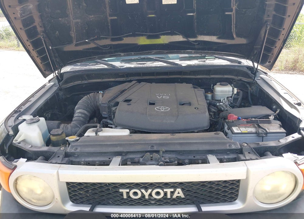 2008 TOYOTA FJ CRUISER VIN: JTEBU11FX80104752