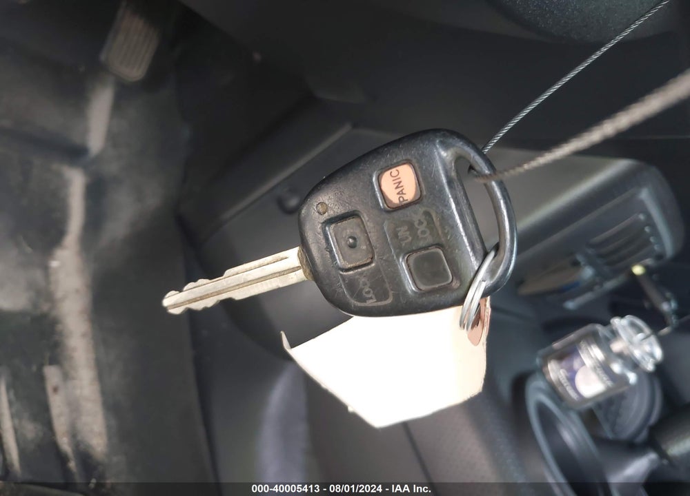 2008 TOYOTA FJ CRUISER VIN: JTEBU11FX80104752