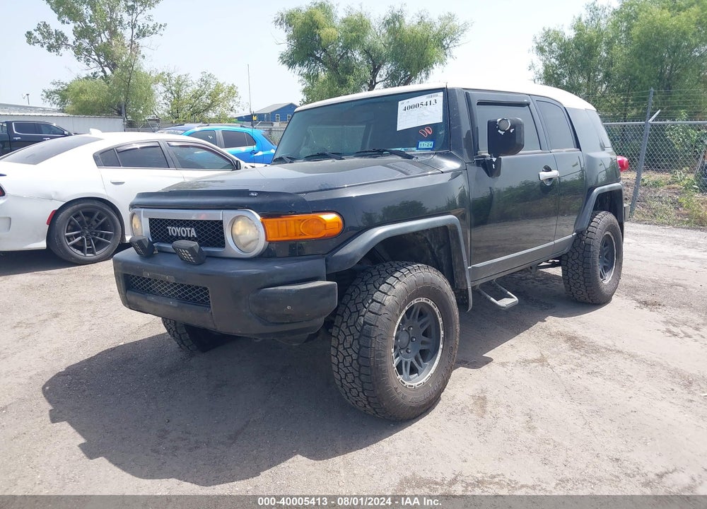 2008 TOYOTA FJ CRUISER VIN: JTEBU11FX80104752