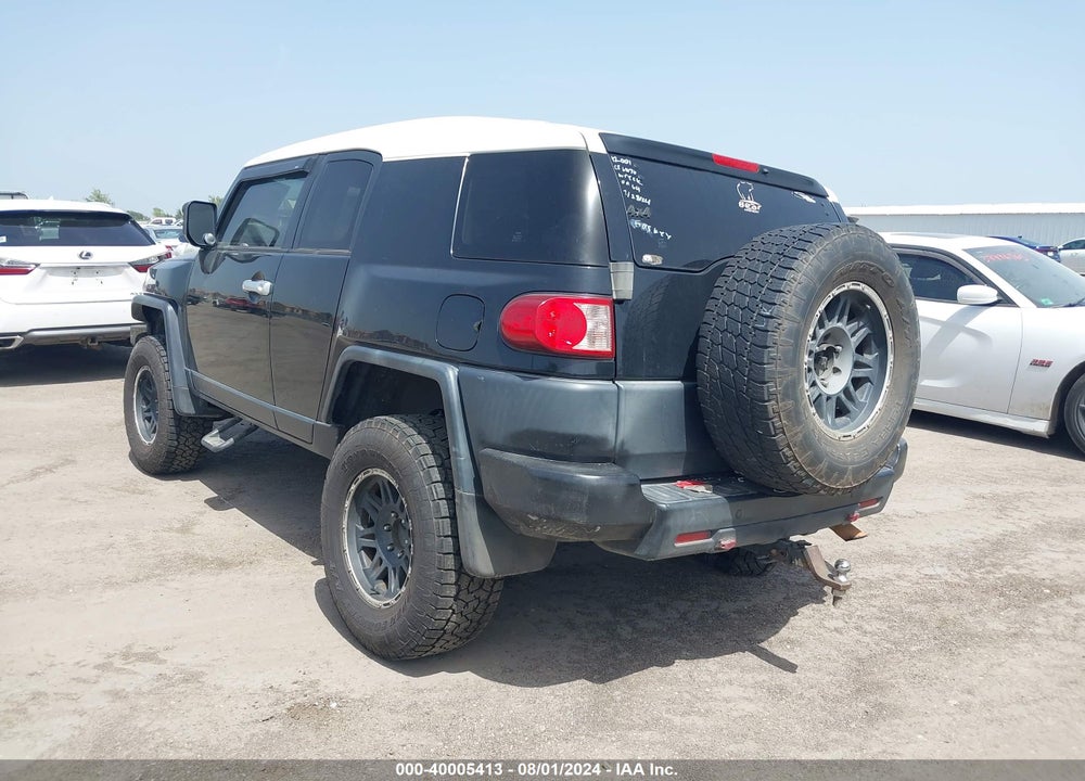 2008 TOYOTA FJ CRUISER VIN: JTEBU11FX80104752