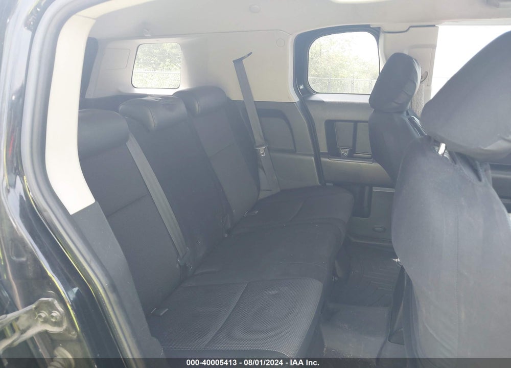 2008 TOYOTA FJ CRUISER VIN: JTEBU11FX80104752