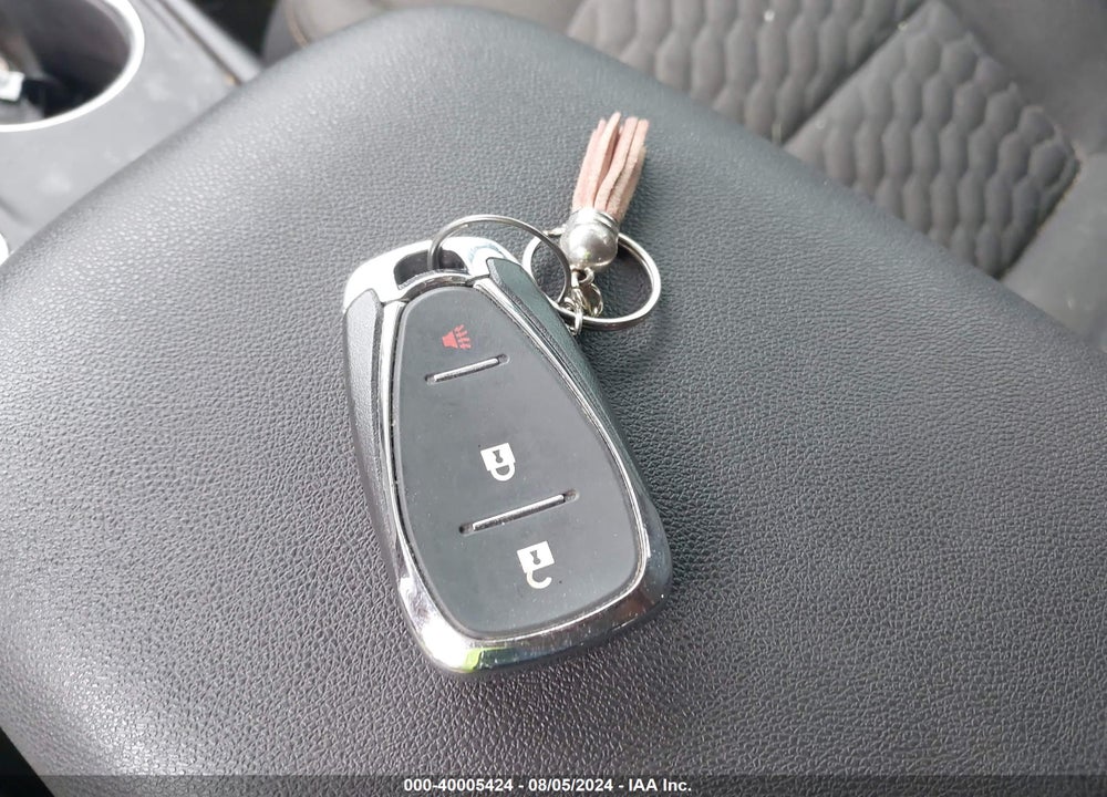 2018 CHEVROLET EQUINOX LT VIN: 2GNAXSEV7J6233096