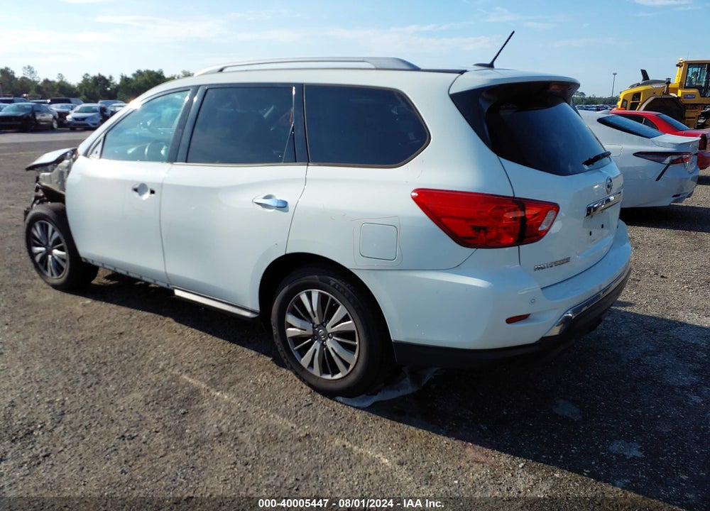 2018 NISSAN PATHFINDER SL VIN: 5N1DR2MN1JC617377