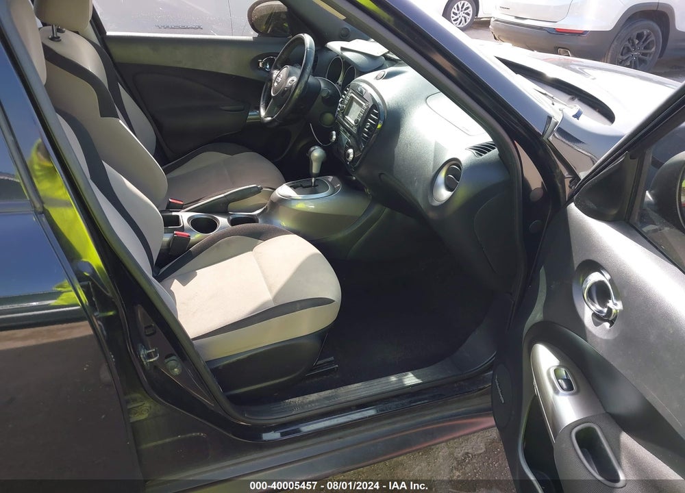 2014 NISSAN JUKE SV VIN: JN8AF5MR8ET352178