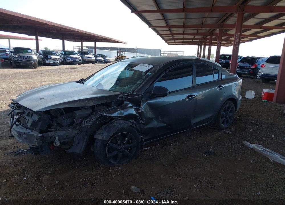 2011 MAZDA 3 I TOURING VIN: JM1BL1VG8B1360268