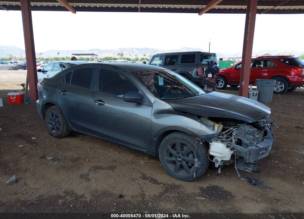 2011 MAZDA 3 I TOURING VIN: JM1BL1VG8B1360268