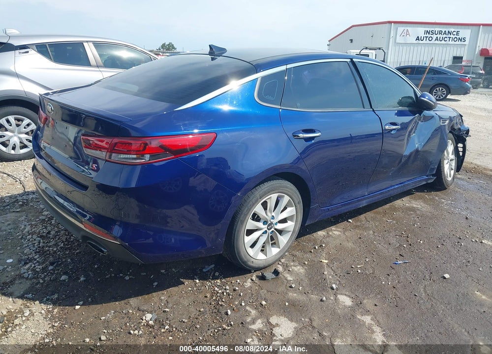 2018 KIA OPTIMA VIN: 5XXGT4L32JG229072